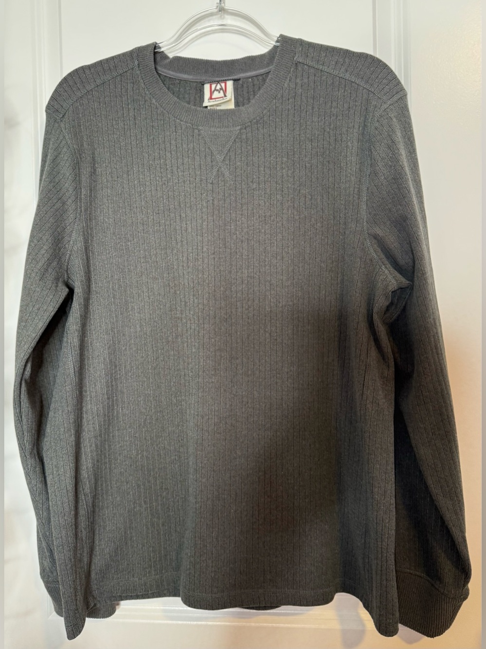 Avalanche Men's Gray Ribbed Crewneck Pullover sweater sz MD stretch